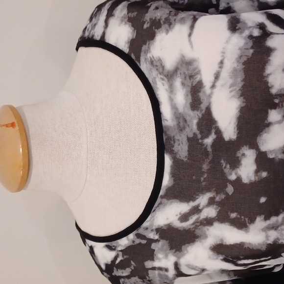 Buffalo by David Bitton Sheer Front "Teresa" Long Sleeve Pull On Top- Sz. Med - Picture 2 of 12